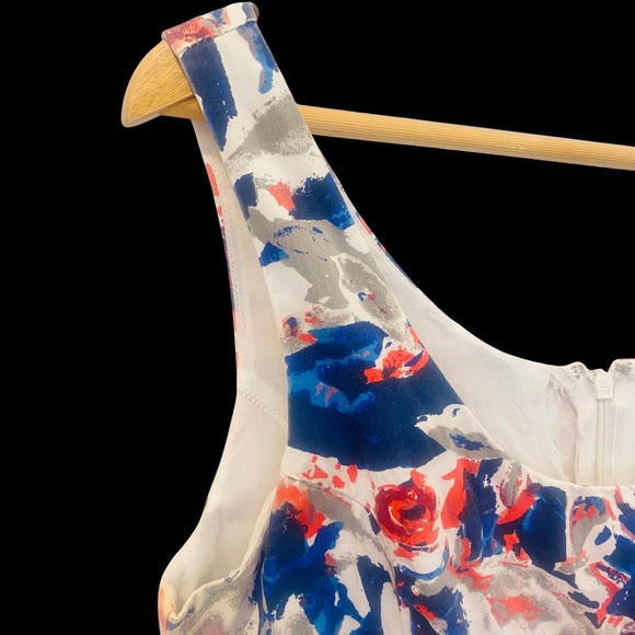 Dress Floral Size 10 Fit Flare Belted Blue Red White Flowers Zip Tulle Lined - Picture 4 of 13